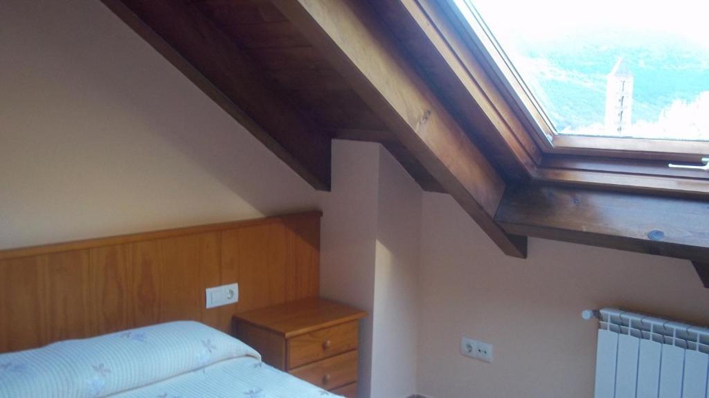Hostal Pernalle Erillavall Pokoj fotografie
