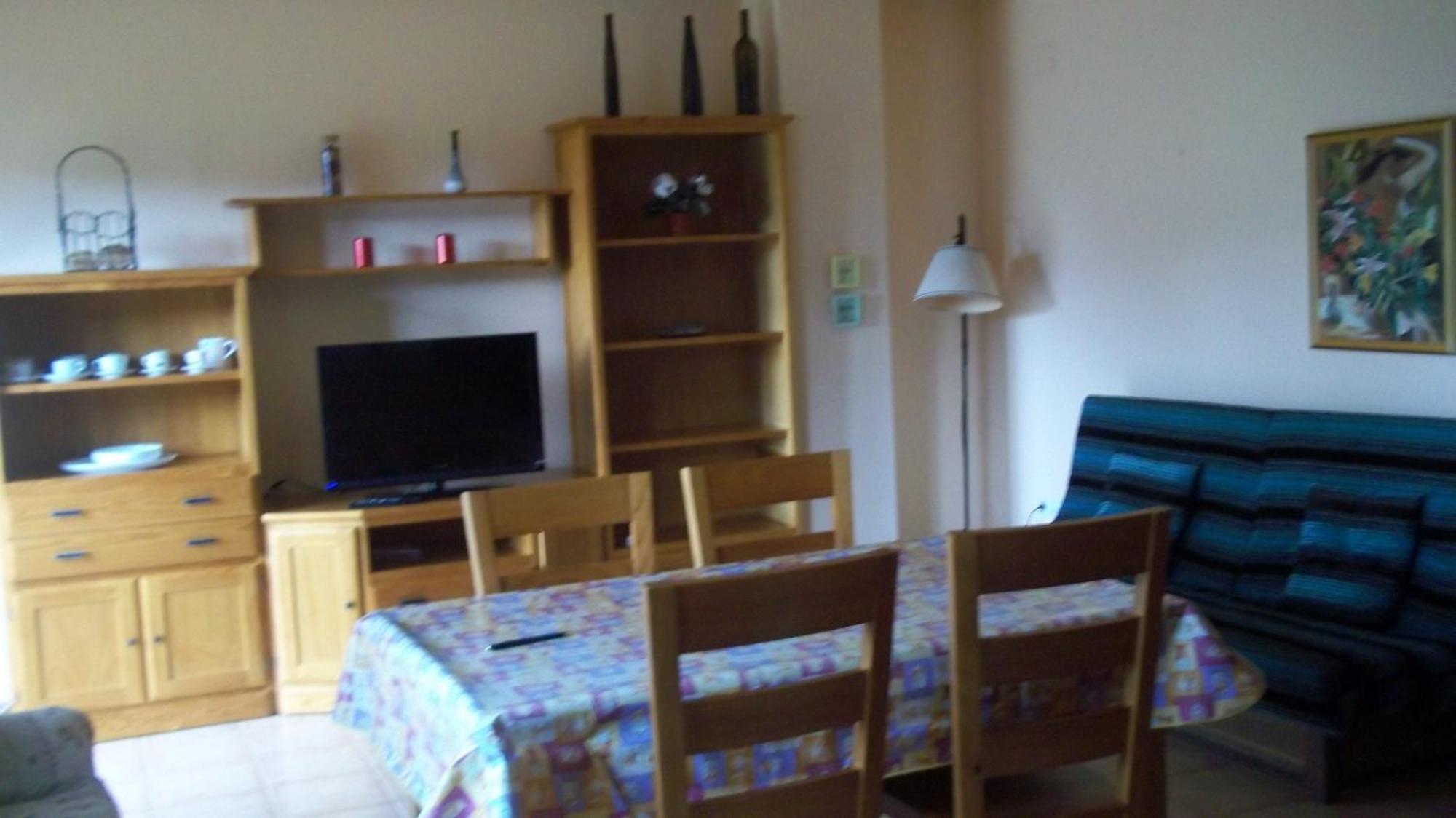 Hostal Pernalle Erillavall Exteriér fotografie